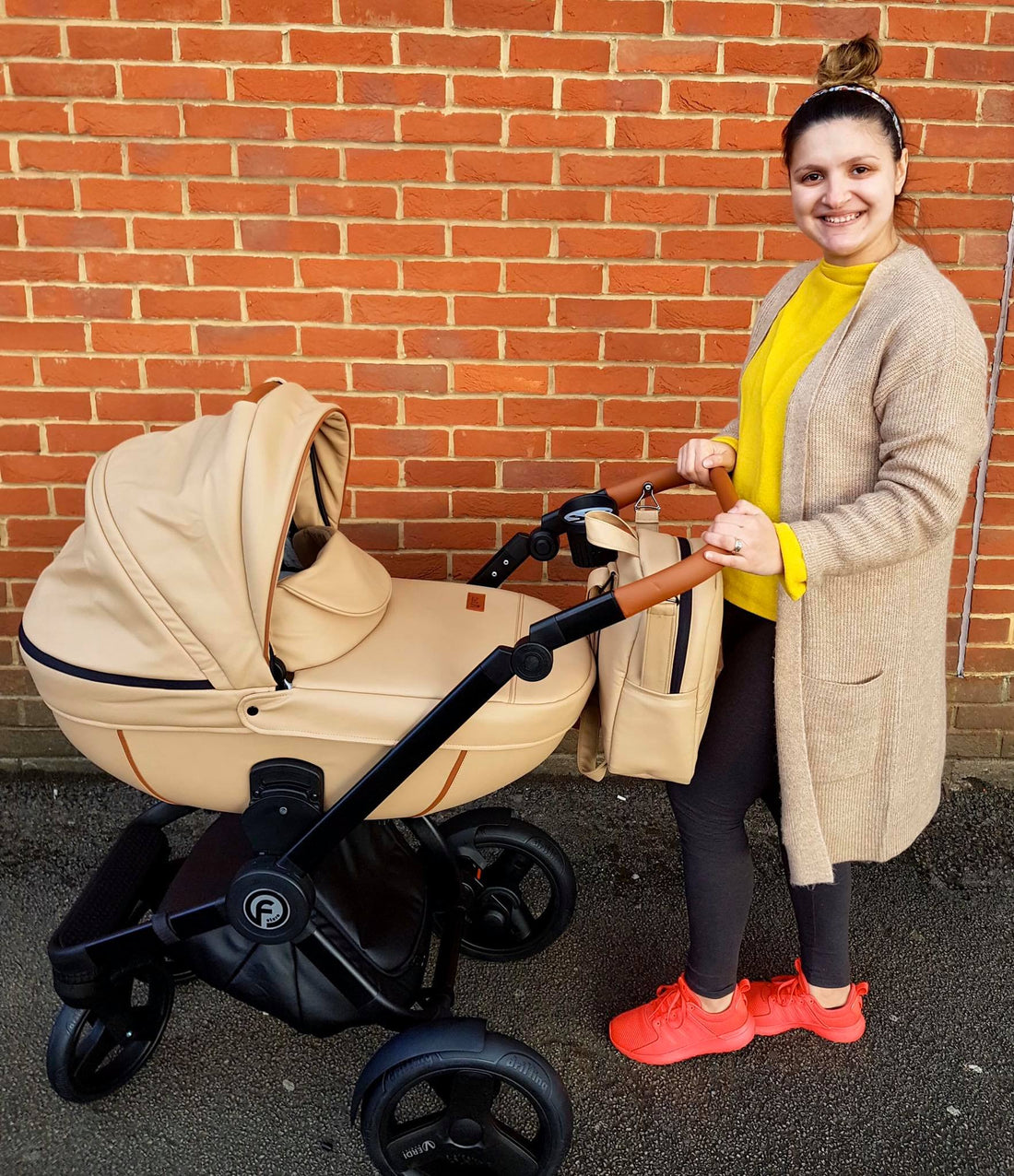 The Benefits of Choosing a Pram for Your Baby